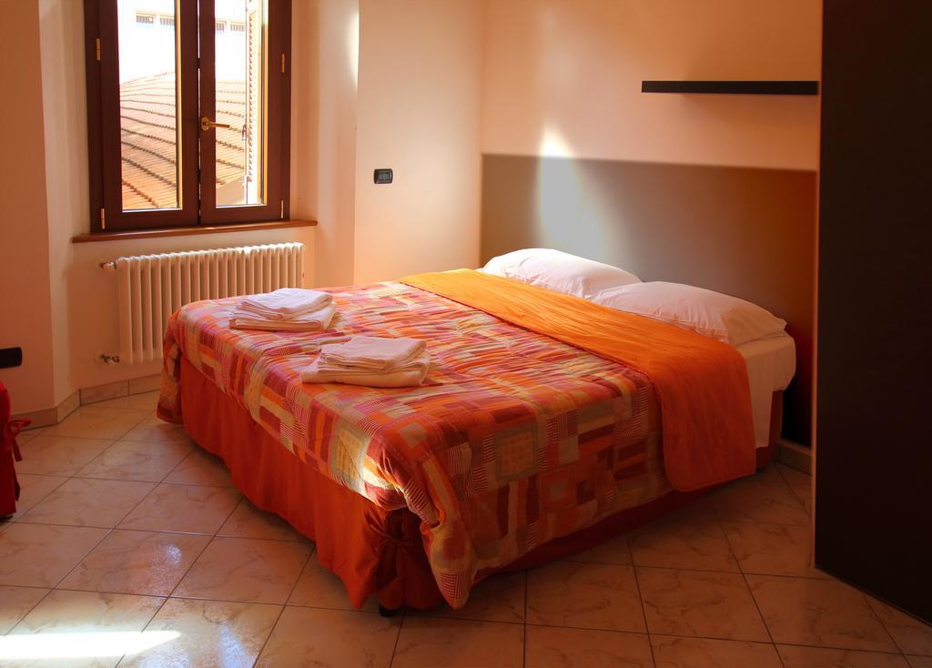 Como Borghi Studio Lake Como Room photo