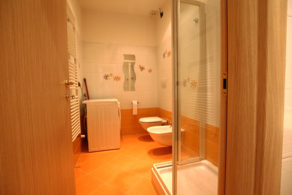 Como Borghi Studio Lake Como Room photo